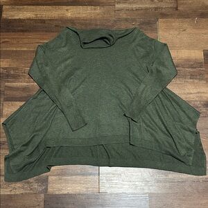 Mossimo Supply Co. Forest Green Turtleneck Sweater - Women’s Medium